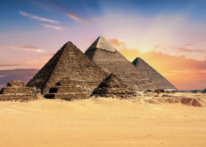 Urlaubstipps Aegypten pyramids 2159286 1920