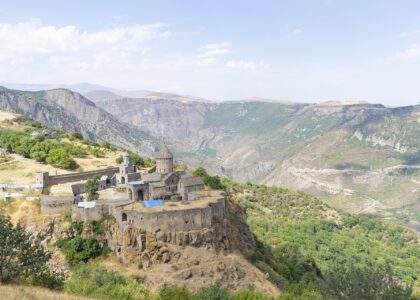 Urlaubstipps Armenien monastery ged2c53e5e 1920