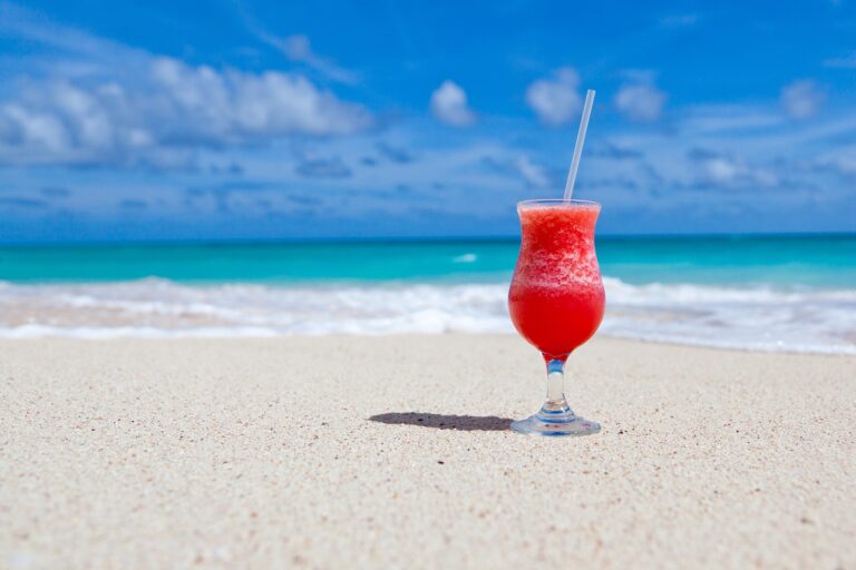 Urlaubstipps Costa del Sol drink g0402f2cab 1920
