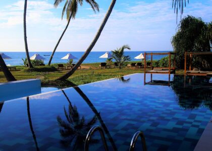 Urlaubstipps Sri Lanka swimming pool 3204359 1920